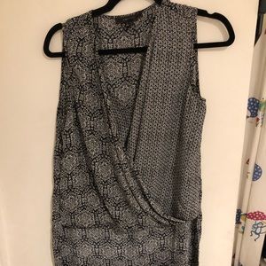 Hi lo top. Perfect for work and weekday dinners.